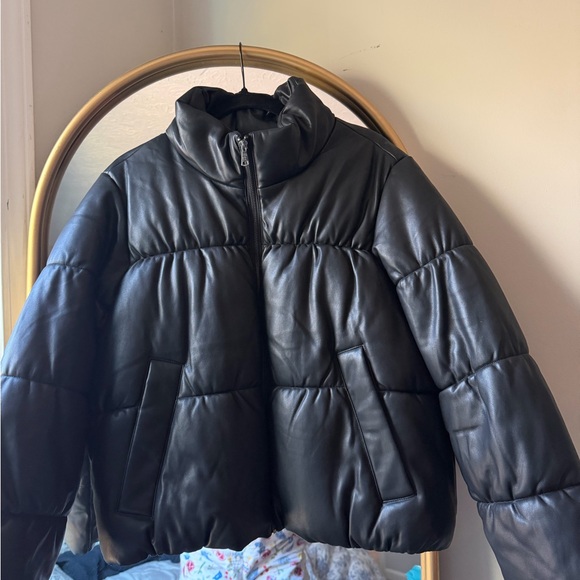 Banana Republic Women's Dark Puffer Jacket - Picture 2 of 3